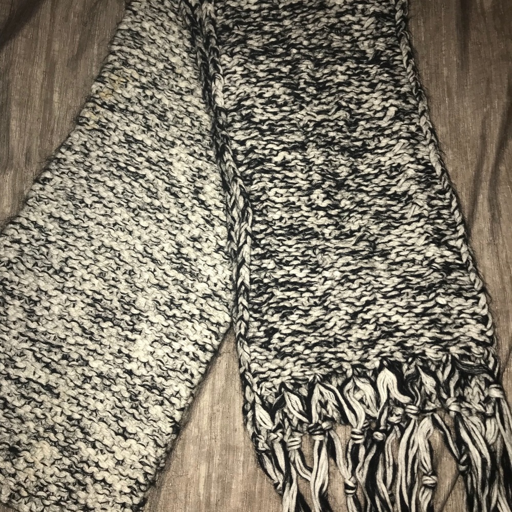 Armani exchange Hat and Scarf